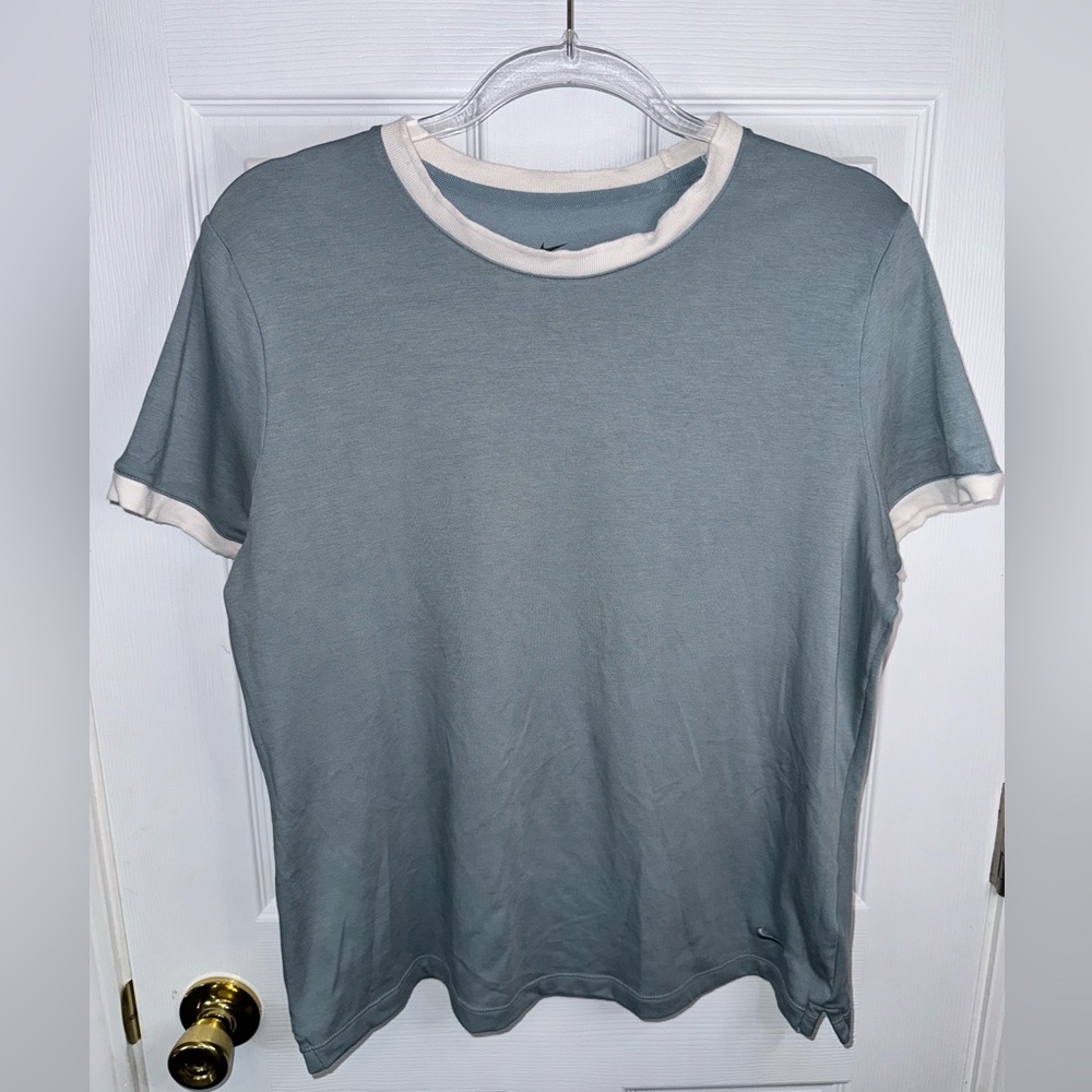 Nike dri-fit tee